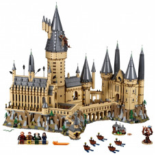 Блоковый конструктор LEGO Harry Potter Замок Хогвардс (71043)