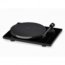 Проигрыватель виниловых дисков Pro-Ject E1 BT High Gloss Black