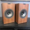 Фронтальные акустические колонки KEF Q350 Walnut