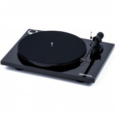 Проигрыватель виниловых дисков Pro-Ject Essential III Piano Black